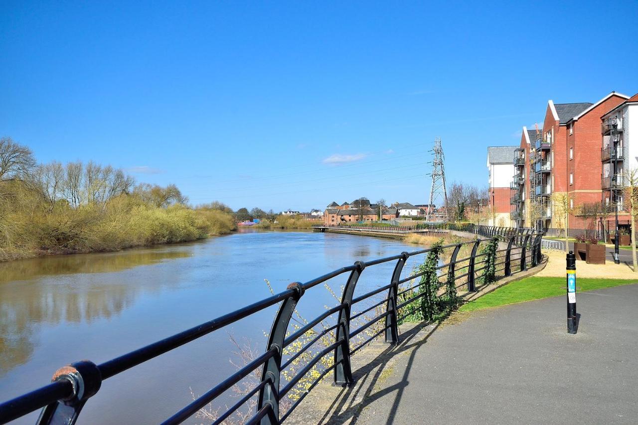 Racecourse serviced apartments Chester Extérieur photo