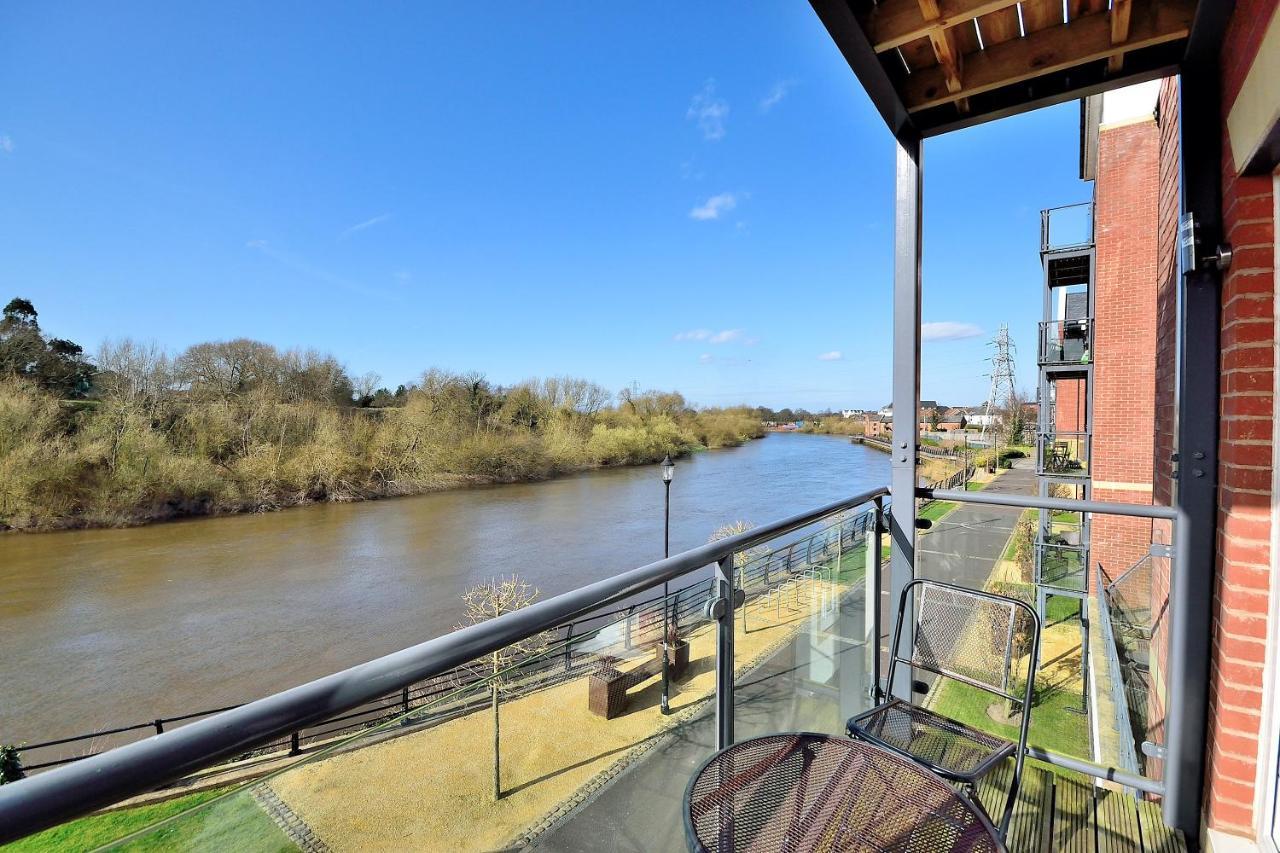 Racecourse serviced apartments Chester Extérieur photo