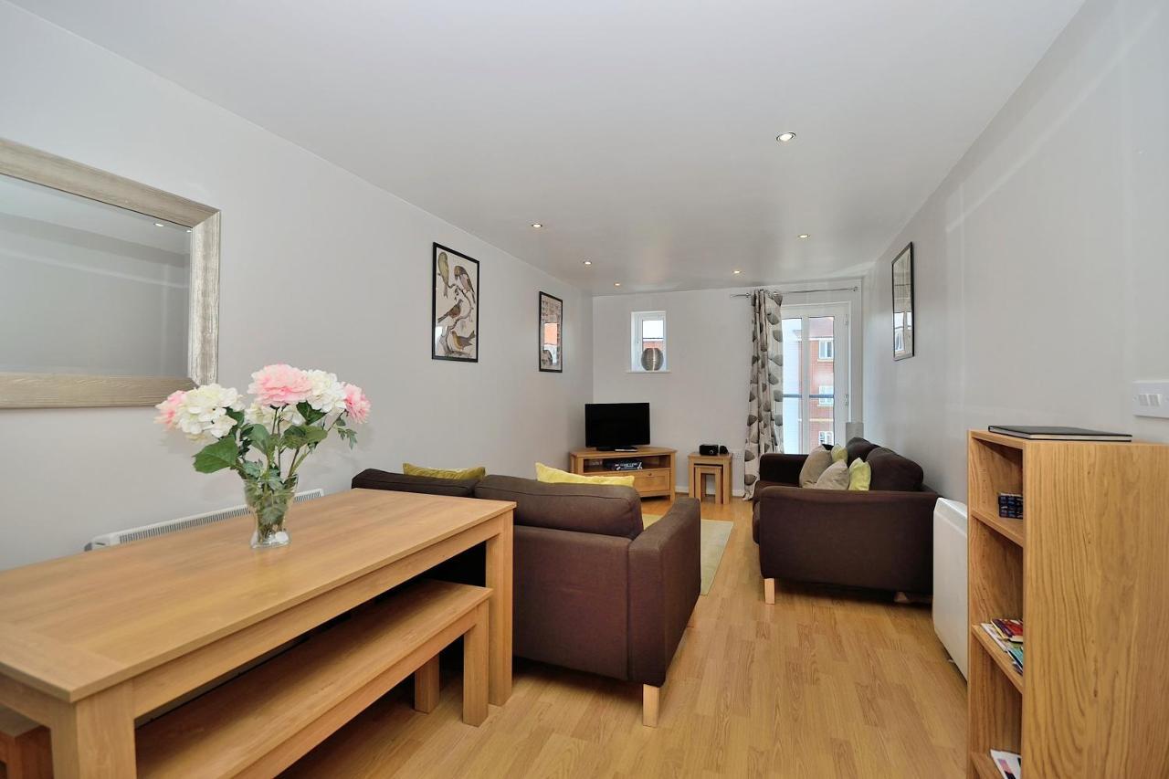 Racecourse serviced apartments Chester Extérieur photo