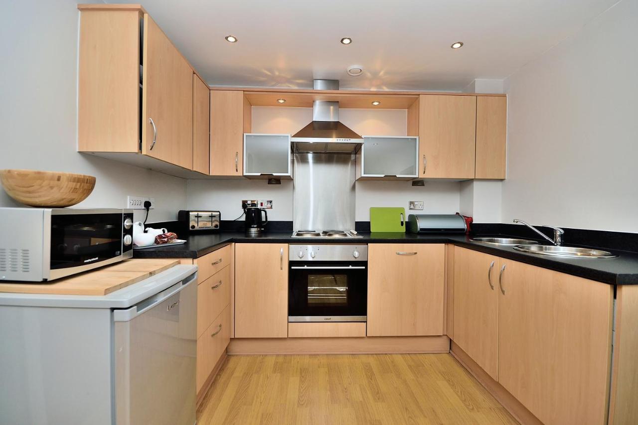 Racecourse serviced apartments Chester Extérieur photo