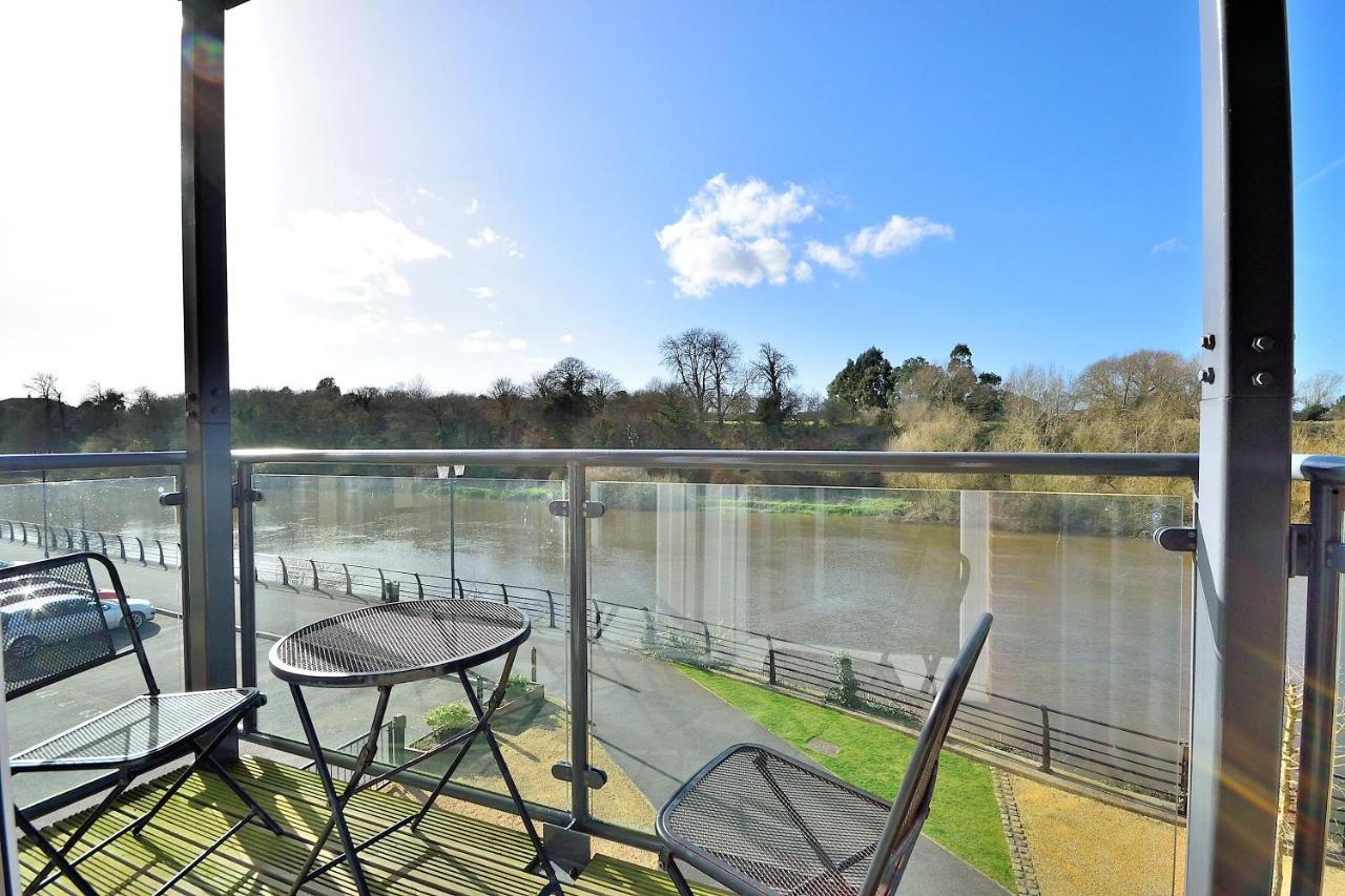 Racecourse serviced apartments Chester Extérieur photo
