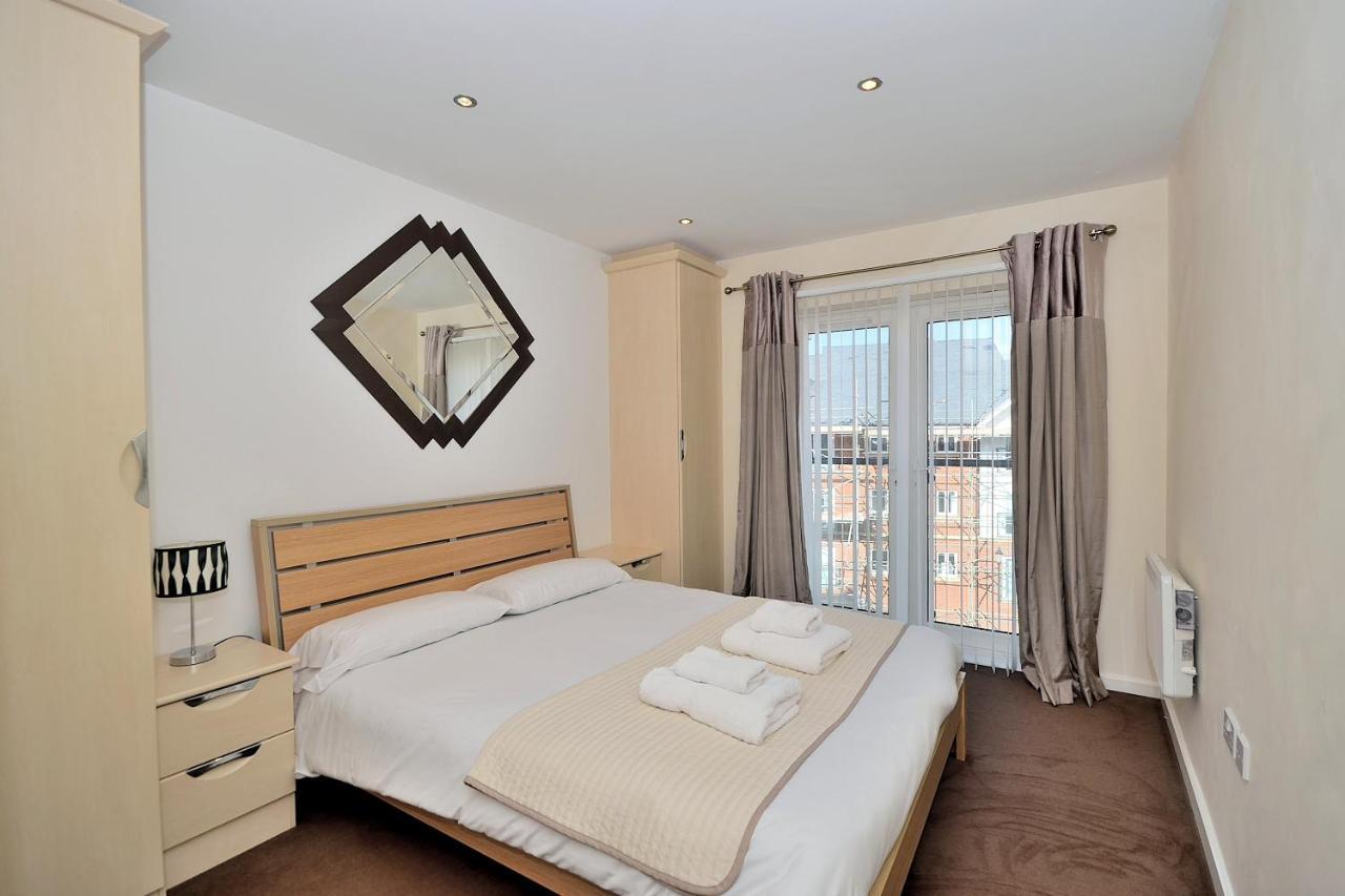 Racecourse serviced apartments Chester Extérieur photo