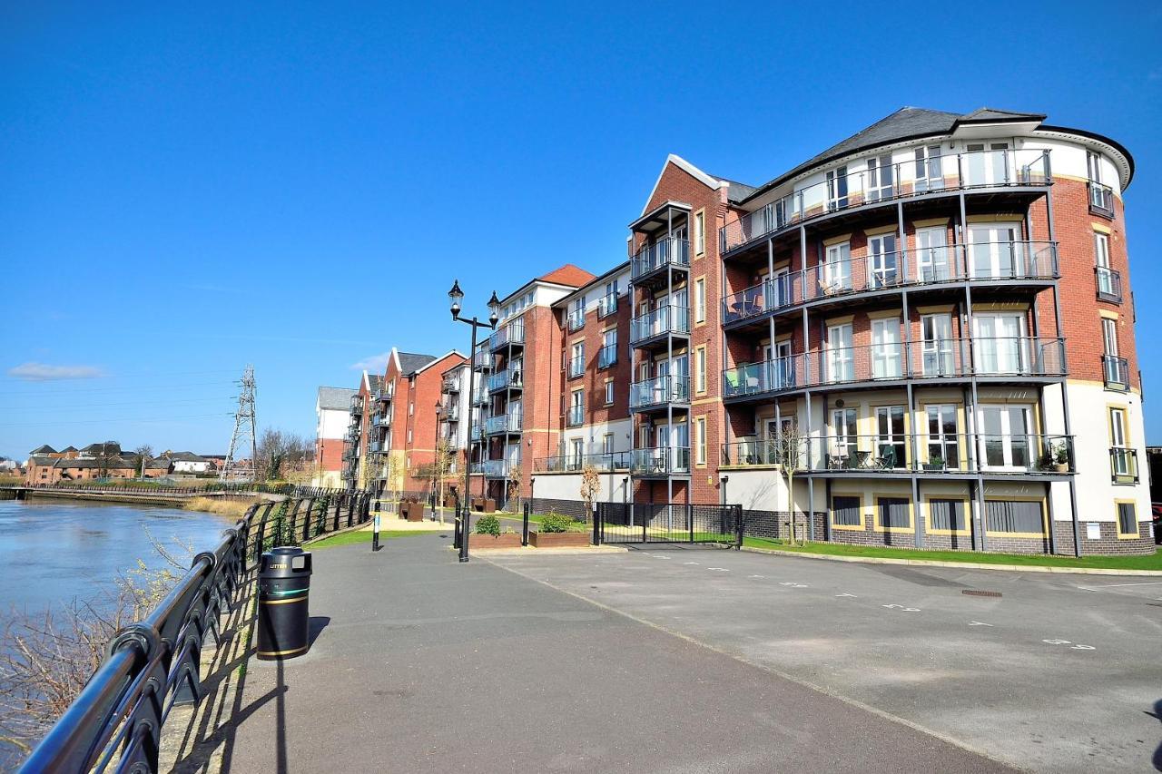 Racecourse serviced apartments Chester Extérieur photo