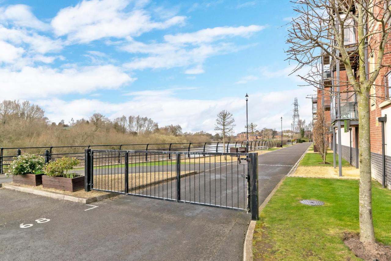 Racecourse serviced apartments Chester Extérieur photo