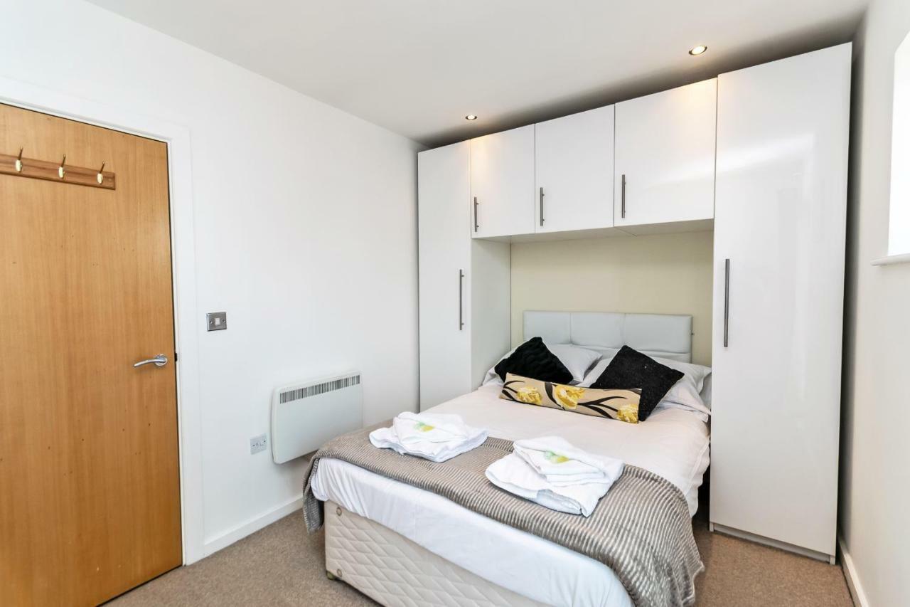 Racecourse serviced apartments Chester Extérieur photo