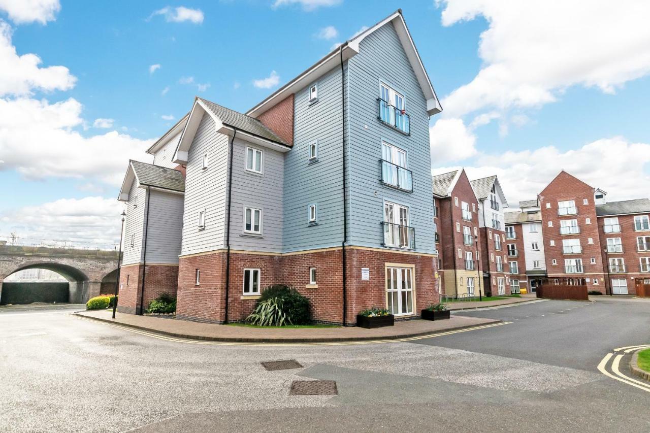 Racecourse serviced apartments Chester Extérieur photo