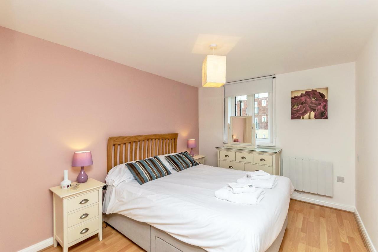 Racecourse serviced apartments Chester Extérieur photo