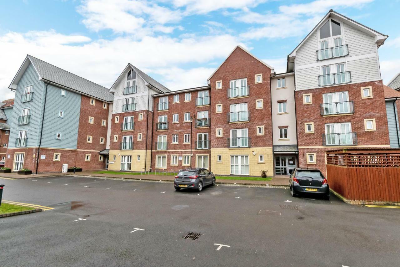 Racecourse serviced apartments Chester Extérieur photo