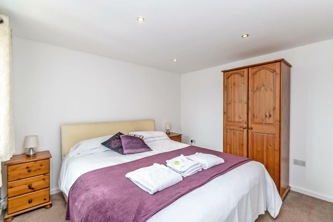 Racecourse serviced apartments Chester Extérieur photo