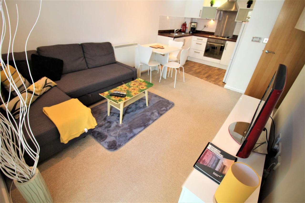 Racecourse serviced apartments Chester Extérieur photo